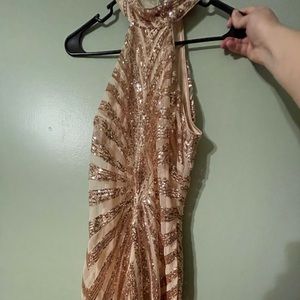 Cocktail halter dress